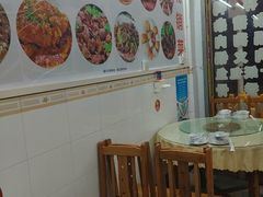-始于2011柳周农家菜沙田柚美食店(东大街店)