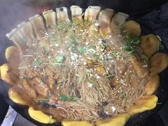 特色一锅出-水泊梁山清真铁锅炖鱼(华苑店)
