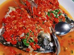 剁椒鲜鱼头-湘邻呷铺·田园家宴(汉基广场店)
