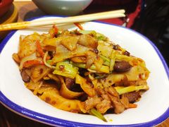 怪噜炒粉-怪噜范·老贵阳街头名小吃(数博万达店)
