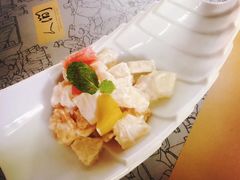 -穹六人间 people 6(岳阳路店)