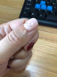 -U mi Nail美甲工作室