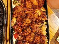 -老东镇啤酒屋海鲜加工·蒸汽海鲜·海鲜烧烤(台东店)