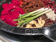 -卤校长老火锅(杨家坪直营店)