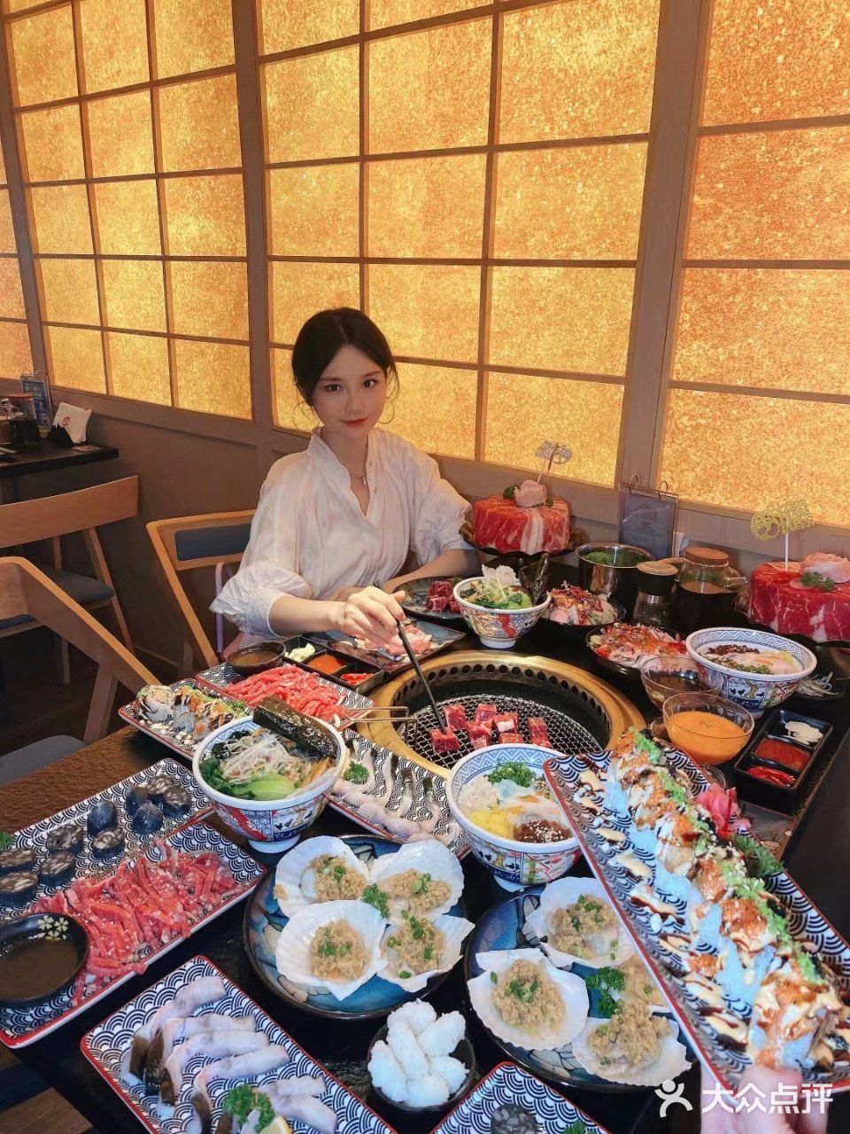 重庆光环颜值打卡日料店，光影庭院+日料美食🥰 