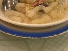 -王朝大酒店徐汇店-地面停车场