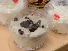 -红宝石·鲜奶小方·海派西点房(浦三店)