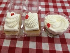 -红宝石·鲜奶小方·海派西点房(南丹店)