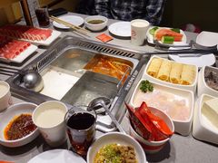 -海底捞火锅(金山百联店)