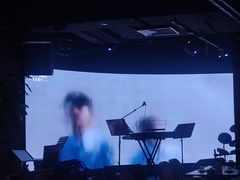 -粉墨特色菜·烧烤音乐酒馆