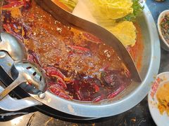 -憨孃孃·重庆老火锅(红山黑金店)