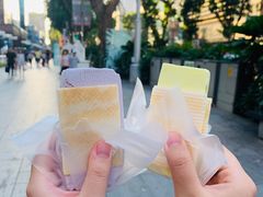 -詹爷爷乌节路街头冰淇淋