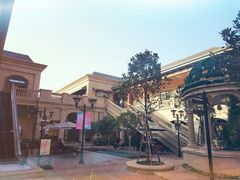 -王府井奥莱临潼小镇(临潼店)