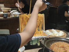 -东口码头·烧鸽子·鱼头泡饼·地方菜(金鹰悦城店)