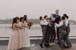 -LOVE SHINE婚纱·红鼎庄龙凤褂·妈妈装定制
