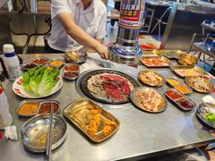 -哈哈碳都·牛肋条无限自助烤肉(台江万达店)