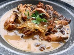 小鸡炖蘑菇-京滨饭店·餐厅(阜外大街店)