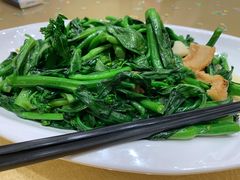 猪油渣炒菜心-广兴酒家