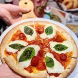 向大家郑重宣布，这家也式餐厅真的好吃疯啦！