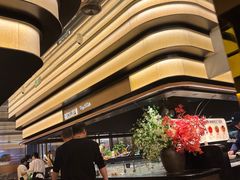 -钱小奴海鲜自助黑金店(杭州滨江龙湖店)