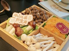 -廖掌柜·重庆鲜货火锅(上海首店)