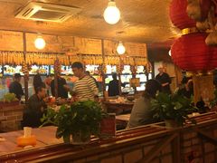 大堂-闯关东东北农家菜(崂山石老人店)