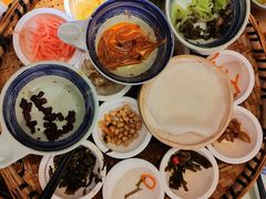 -包整·丝娃娃(一览甲秀楼风景店)