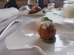 JGの黑松露芝士球-Jean Georges