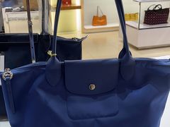 -Longchamp(佛罗伦萨小镇奥特莱斯店)