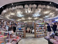 -覔书店(壹方城店)