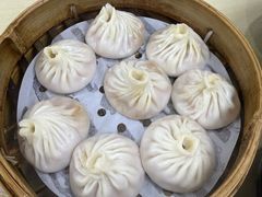 -莱莱小笼·乔艾