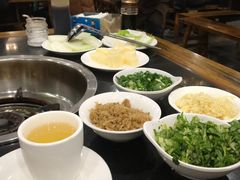 -冯记香辣兔火锅(茶店子总店)