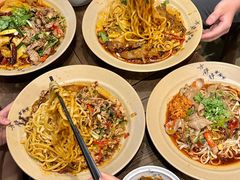 -方铲铲·成都板凳面(滨江银泰店)