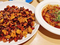 -渝信川菜 · 川味家常菜(财富购物中心店)