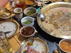 -顶顶汤火牛排火锅·经典铜锅涮肉