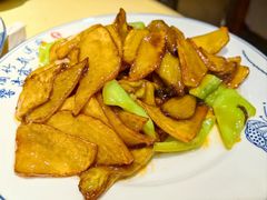 地三鲜-同合居·非遗东北菜(新阳路店)