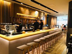 -星巴克臻选(济南恒隆店)