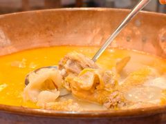 -鲜入围煮花胶鸡海鲜火锅