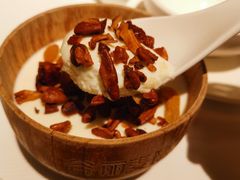 空运来的新疆酸奶-西域阿里马新疆菜·清真(桂花路店)