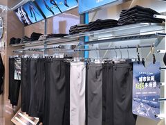 -王府井百货熙地港店