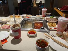 -海底捞火锅鲜切牛肉主题店(长寿路店)