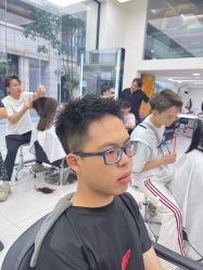 -乾健·烫染·接发SALON