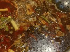 -肖肖酸萝卜鱼火锅(总店)