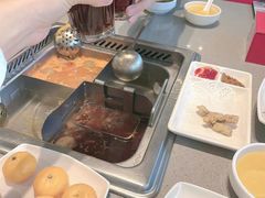 -海底捞火锅(宝龙广场夜宵主题店)