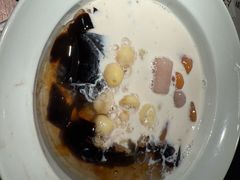 -RUXU入续糖水铺与包(卓悦中心店)