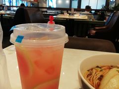 -港丽餐厅(高德置地店)