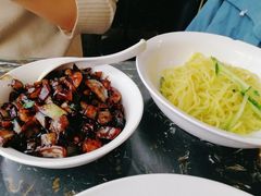 海鲜干炸酱面-桃园中华料理炸酱面(燕儿岛路店)