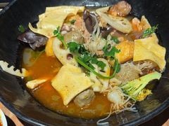 -万记麻辣烫国展总店