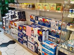 零售区-牛朋牛奶棚(南昌路店)