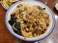 生肉小炒-老乌家特色小炒泡馍(大皮院店)